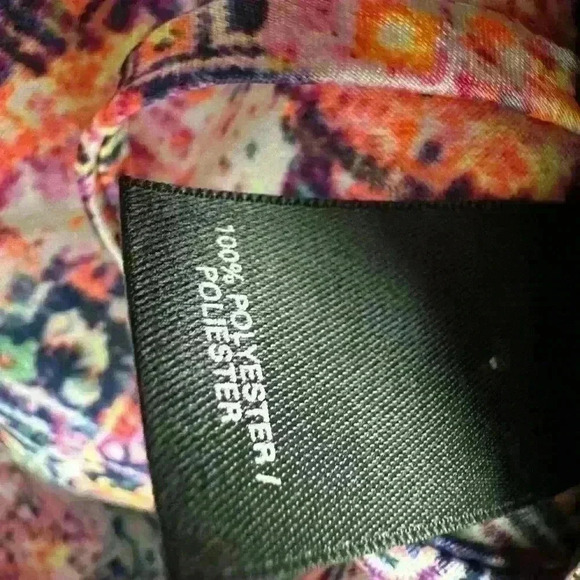 Victoria’s Secret Robe with pockets and tie size small/medium - Picture 8 of 8